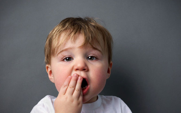 از بین بردن بوی بد دهان کودکان